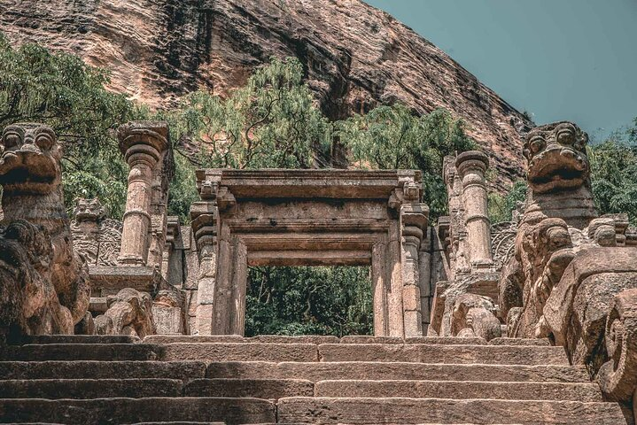 Yapahuwa_Ancient_Kingdom-Yapahuwa_North_Western_Province